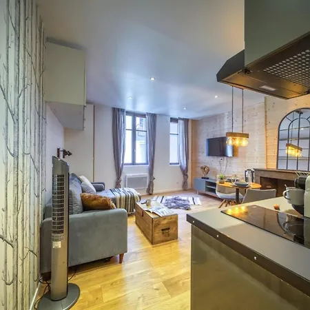 Le Rendez Vous Au Chalet Des Grenoblois * Grenoble